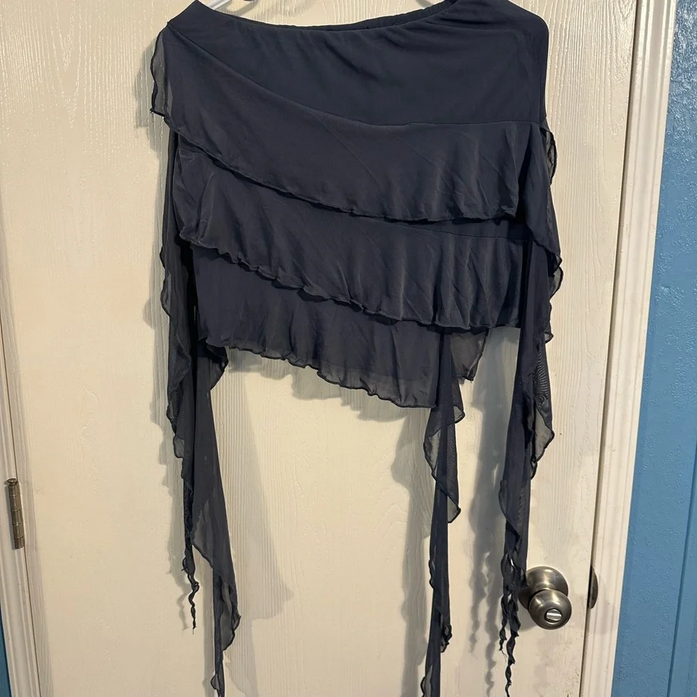 PrettyLittleThing Navy Ruffled Matching Set - Picture 5 of 5